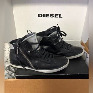 BNWB WOMEN'S DIESEL BEACH PIT W SHOES HIGH TOP BLACK/SLIVER US SIZE 6.5 EUR 36.5